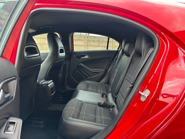 Used Mercedes-Benz A-Class 2014 for sale - 76235378: Photo 15