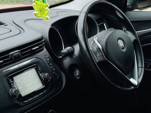 Used Alfa Romeo Giulietta 2016 for sale - 76273960: Photo 25