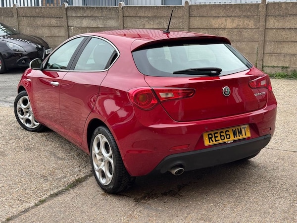 Used Alfa Romeo Giulietta 2016 for sale - 76273960: Photo 6