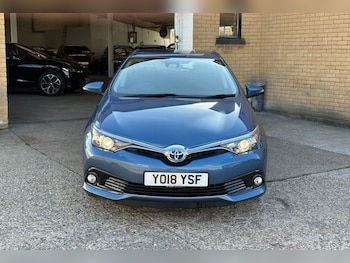 Used Toyota Auris 2018 for sale - 76235521: Photo
