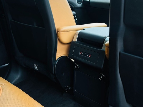 Used Land Rover Discovery 2018 for sale - 76235326: Photo 21