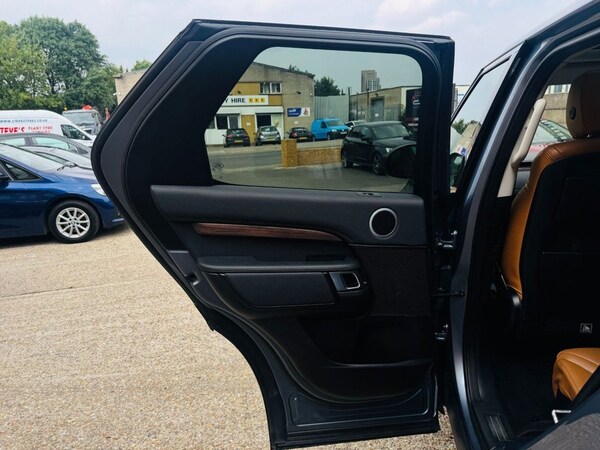 Used Land Rover Discovery 2018 for sale - 76235326: Photo 23