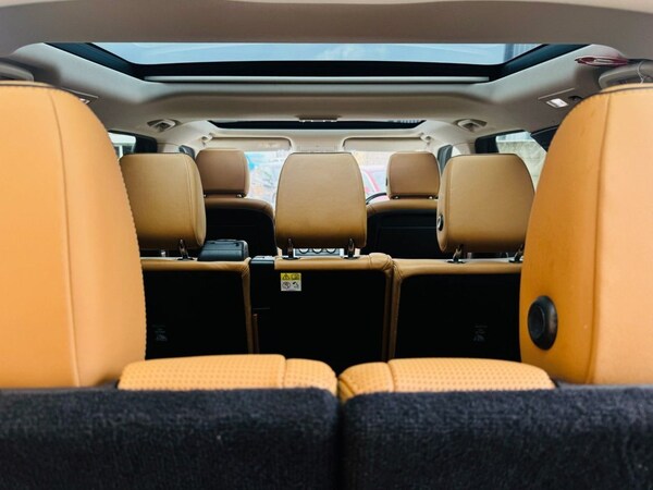 Used Land Rover Discovery 2018 for sale - 76235326: Photo 2