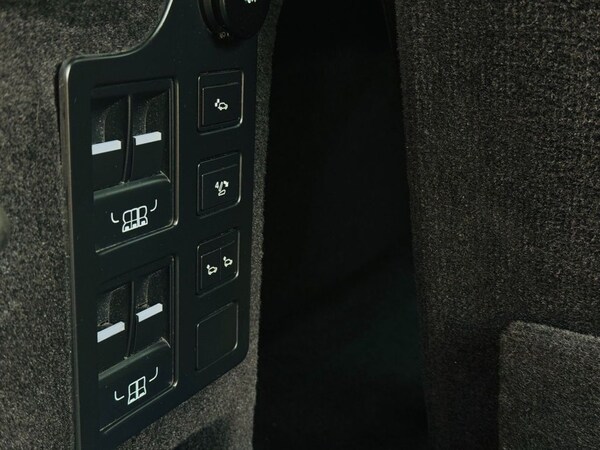 Used Land Rover Discovery 2018 for sale - 76235326: Photo 46