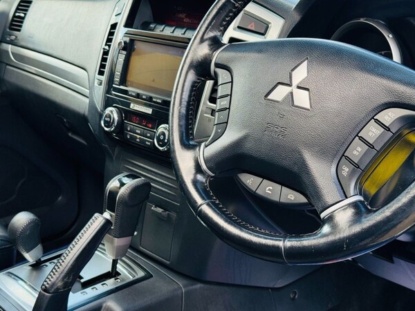 Used Mitsubishi Shogun 2015 for sale - 76235394: Photo 12