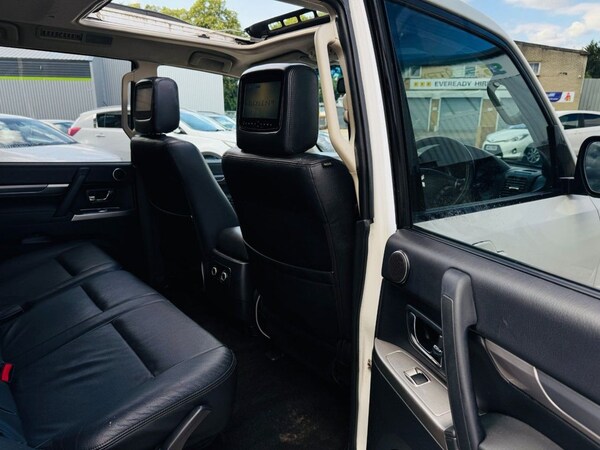 Used Mitsubishi Shogun 2015 for sale - 76235394: Photo 17