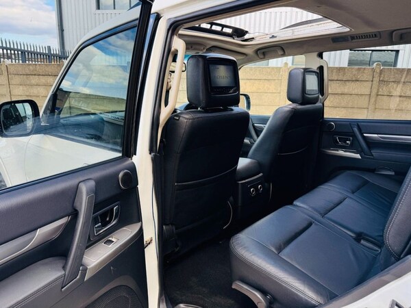 Used Mitsubishi Shogun 2015 for sale - 76235394: Photo 22