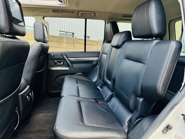 Used Mitsubishi Shogun 2015 for sale - 76235394: Photo 23