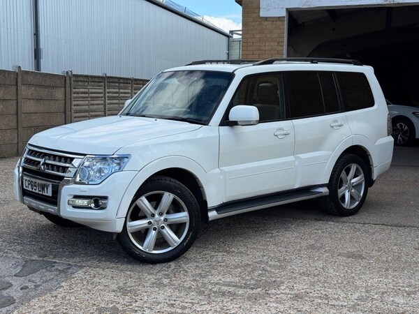 Used Mitsubishi Shogun 2015 for sale - 76235394: Photo 9