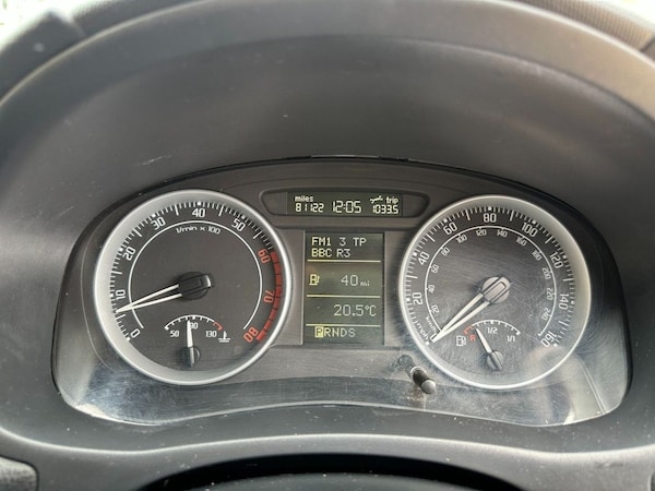 Used Skoda Fabia 2010 for sale - 76235342: Photo 21