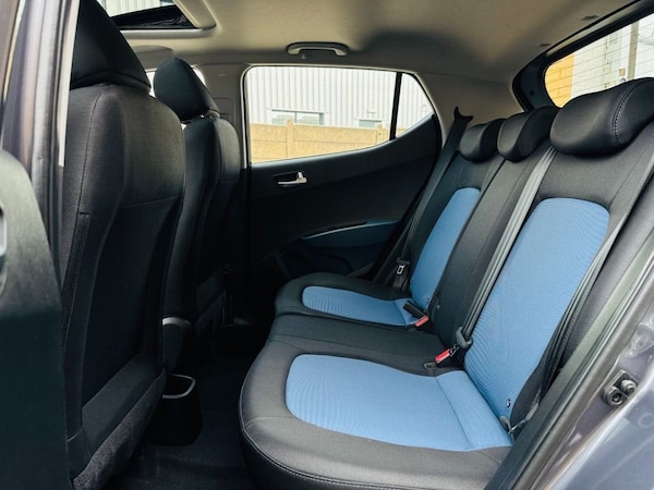 Used Hyundai i10 2017 for sale - 76235305: Photo 21