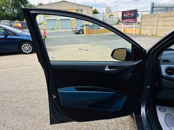 Used Hyundai i10 2017 for sale - 76235305: Photo 22