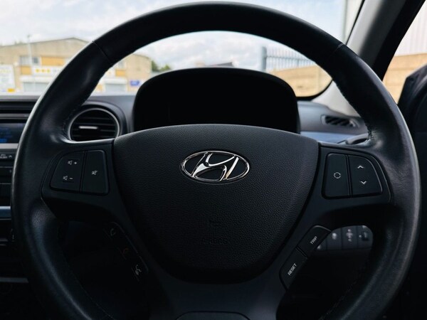 Used Hyundai i10 2017 for sale - 76235305: Photo 25
