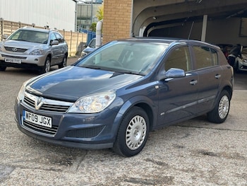 Used Vauxhall Astra 2009 for sale - 76236120: Photo