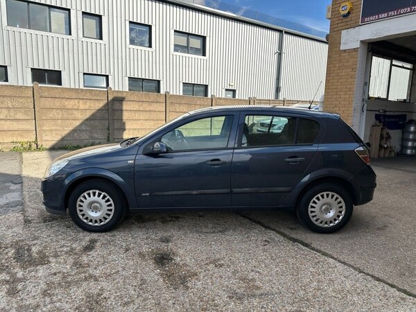Used Vauxhall Astra 2009 for sale - 76236120: Photo 4