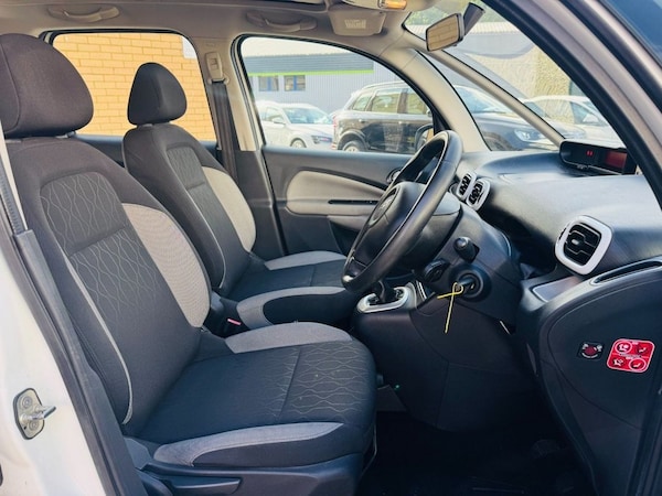Used Citroen C3 Picasso 2013 for sale - 76235287: Photo 11