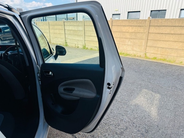 Used Citroen C3 Picasso 2013 for sale - 76235287: Photo 12