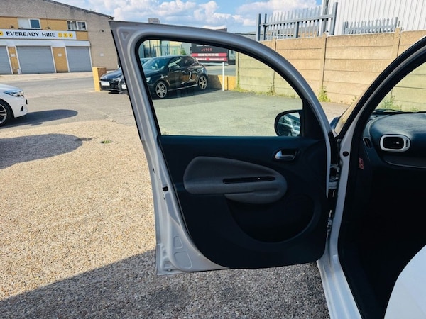 Used Citroen C3 Picasso 2013 for sale - 76235287: Photo 18