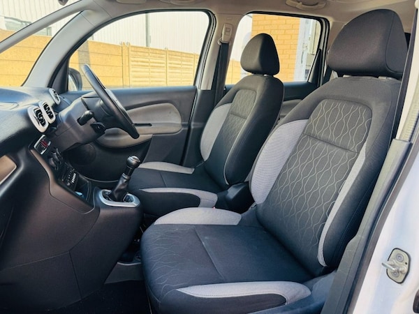 Used Citroen C3 Picasso 2013 for sale - 76235287: Photo 20