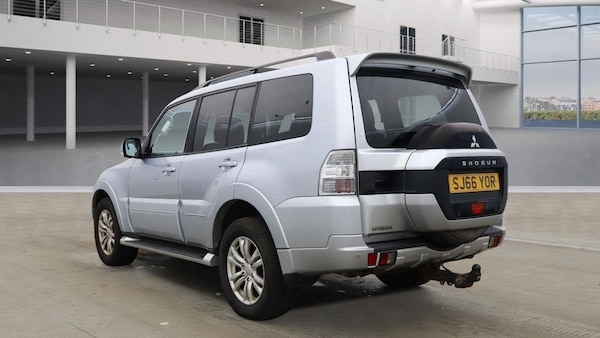 Used Mitsubishi Shogun 2016 for sale - 76250113: Photo 3
