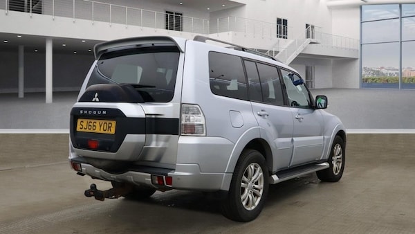 Used Mitsubishi Shogun 2016 for sale - 76250113: Photo 4