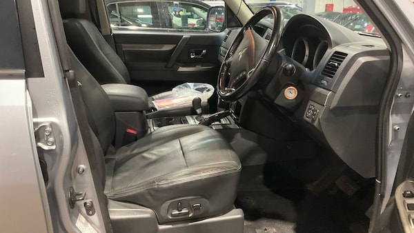 Used Mitsubishi Shogun 2016 for sale - 76250113: Photo 9