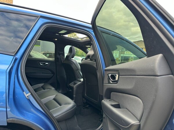 Used Volvo XC60 2019 for sale - 76235522: Photo 13