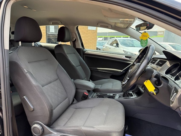 Used Volkswagen Golf 2016 for sale - 76235296: Photo 14