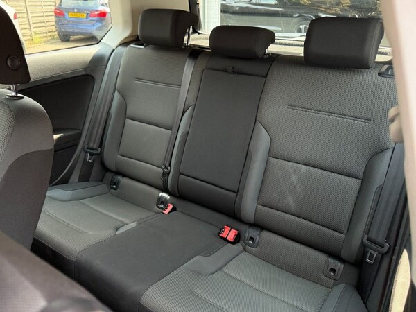 Used Volkswagen Golf 2016 for sale - 76235296: Photo 19