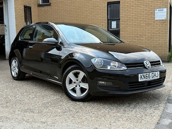 Used Volkswagen Golf 2016 for sale - 76235296: Photo