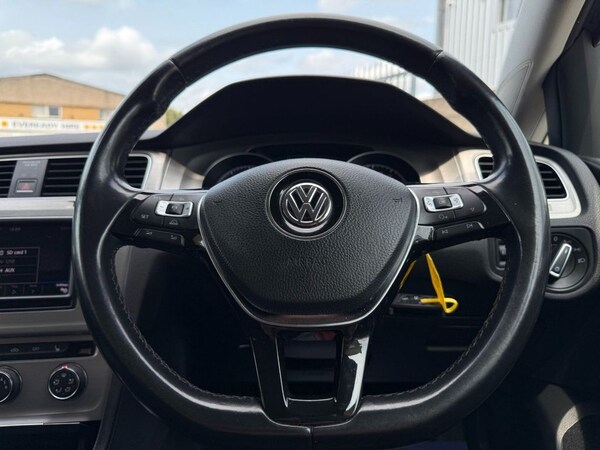 Used Volkswagen Golf 2016 for sale - 76235296: Photo 20