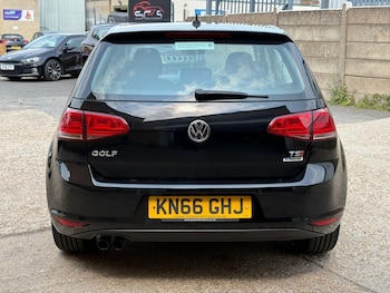 Used Volkswagen Golf 2016 for sale - 76235296: Photo