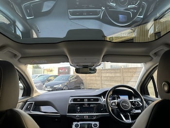Used Jaguar I-Pace 2019 for sale - 76235404: Photo