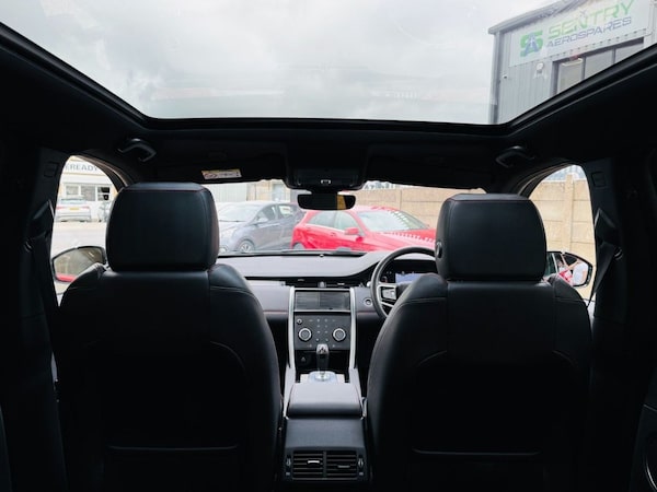Used Land Rover Discovery Sport 2021 for sale - 76235260: Photo 2