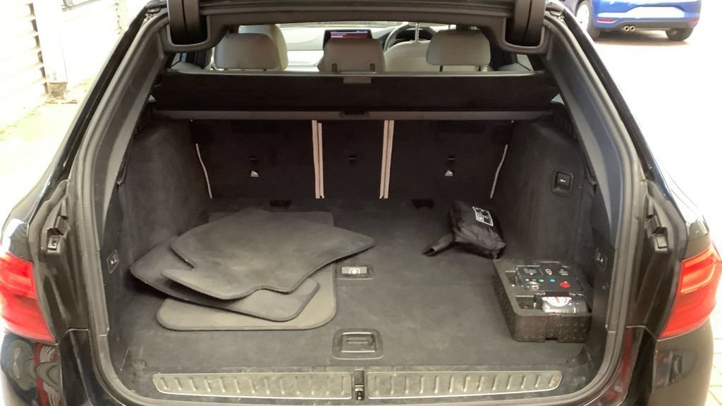 Used BMW 5 Series 2020 for sale - 76345480: Photo 9