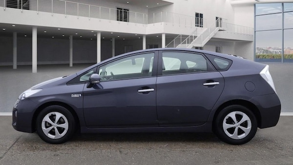 Used Toyota Prius 2013 for sale - 76235662: Photo 3