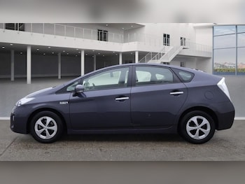 Used Toyota Prius 2013 for sale - 76235662: Photo 3