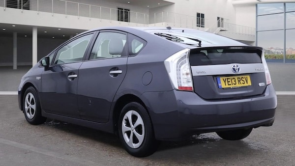 Used Toyota Prius 2013 for sale - 76235662: Photo 4
