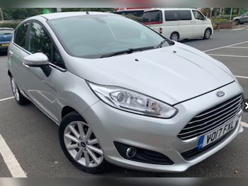 Used Ford Fiesta 2017 for sale - 75690423: Photo