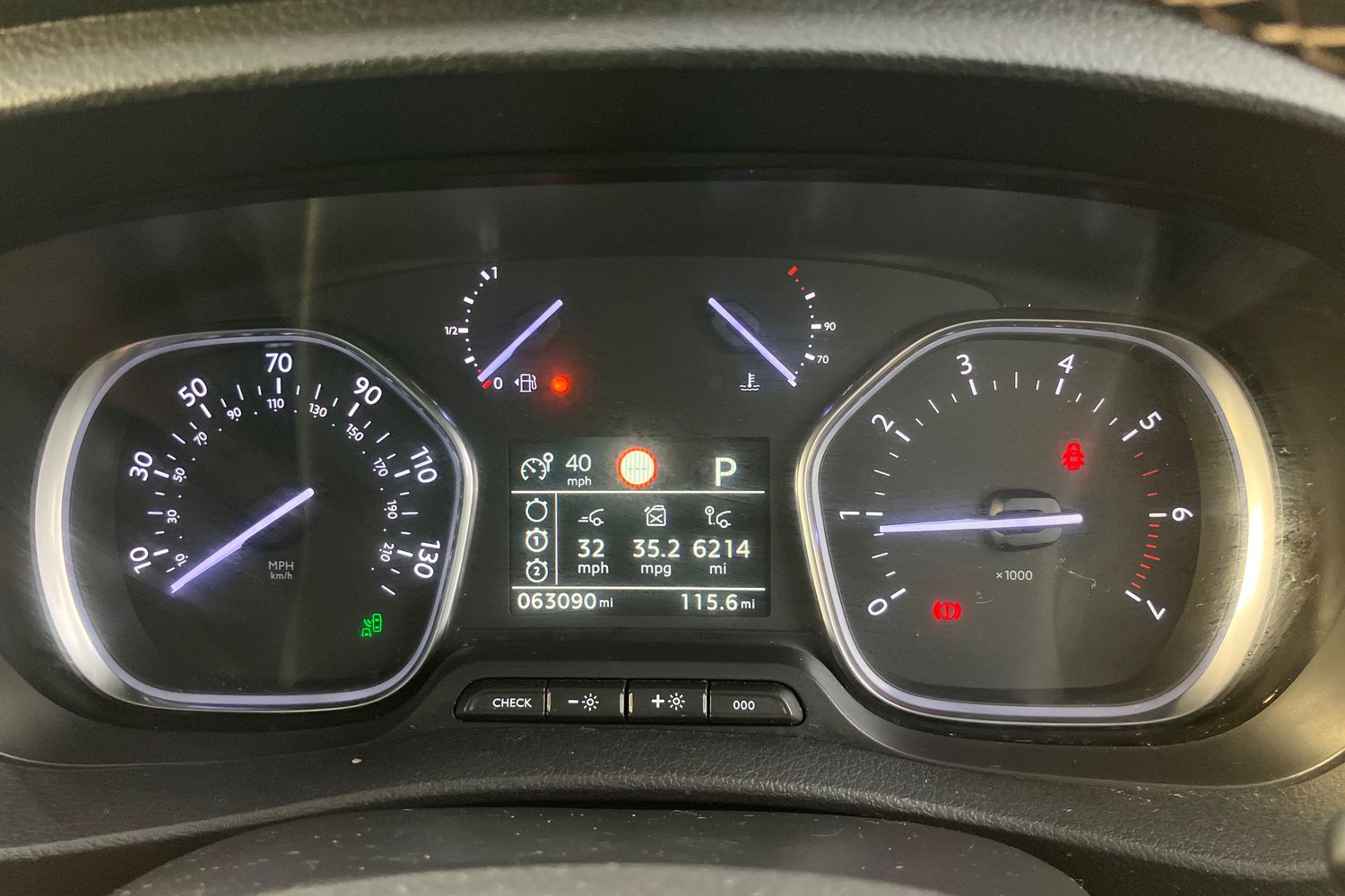 Used Peugeot Traveller 2018 for sale - 76610986: Photo 16