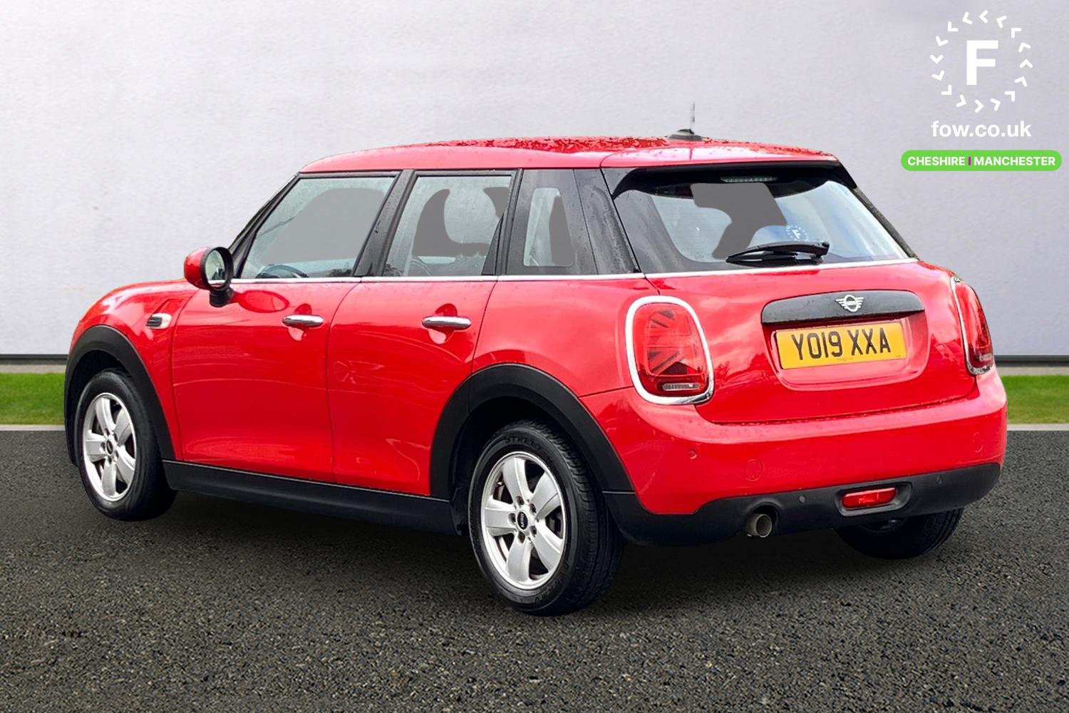 Used MINI Hatch 2019 for sale - 76115110: Photo 2