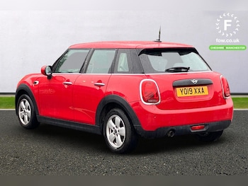 Used MINI Hatch 2019 for sale - 76115110: Photo 2