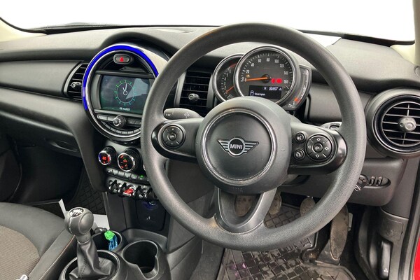 Used MINI Hatch 2019 for sale - 76115110: Photo 3