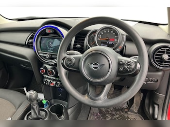 Used MINI Hatch 2019 for sale - 76115110: Photo 3