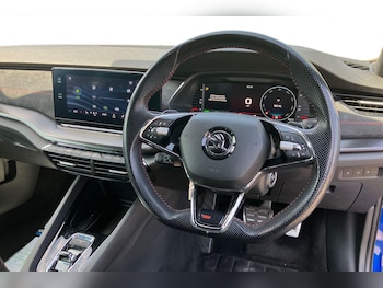 Used Skoda Octavia 2021 for sale - 75850011: Photo