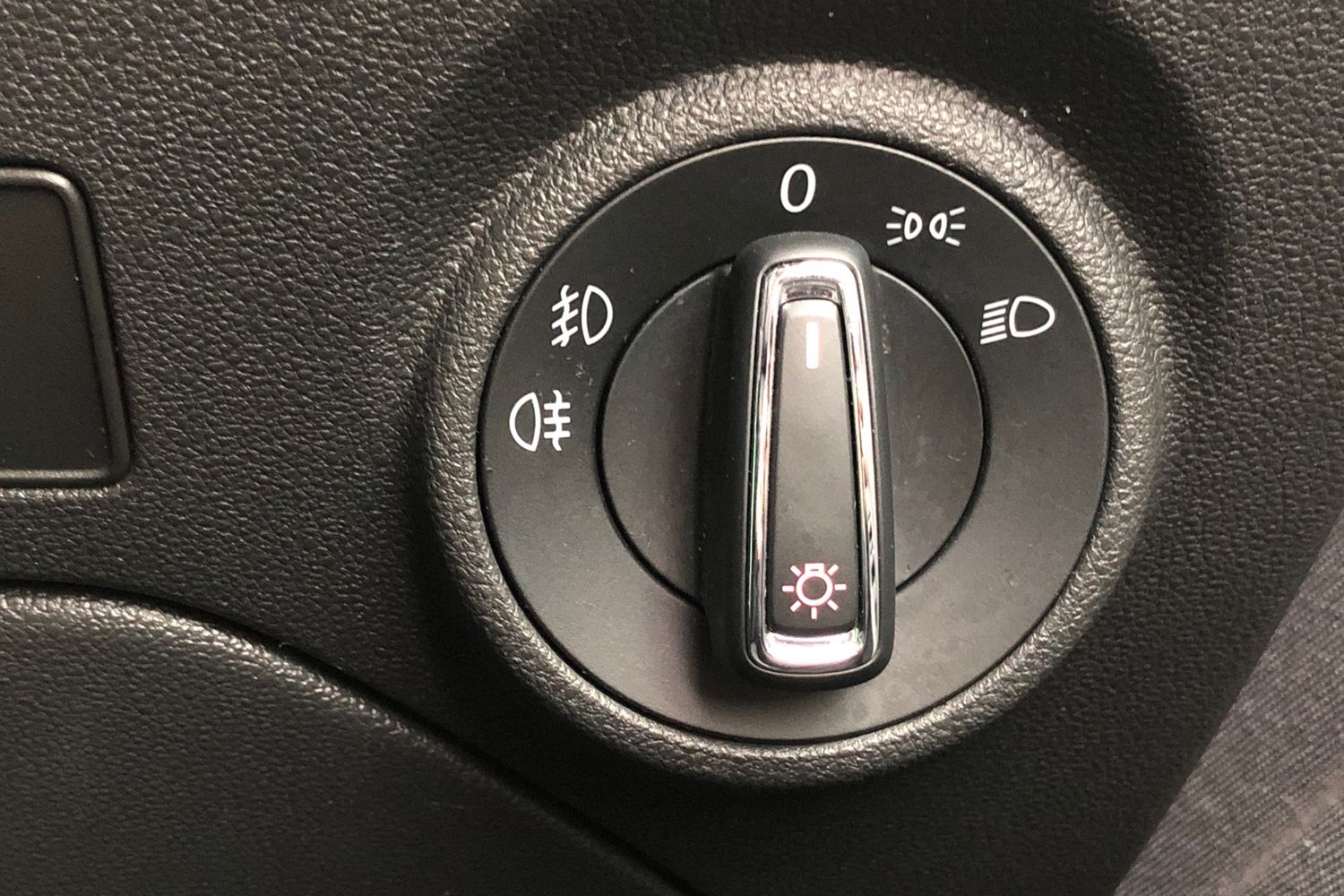 Used SEAT Leon 2019 for sale - 77303110: Photo 15