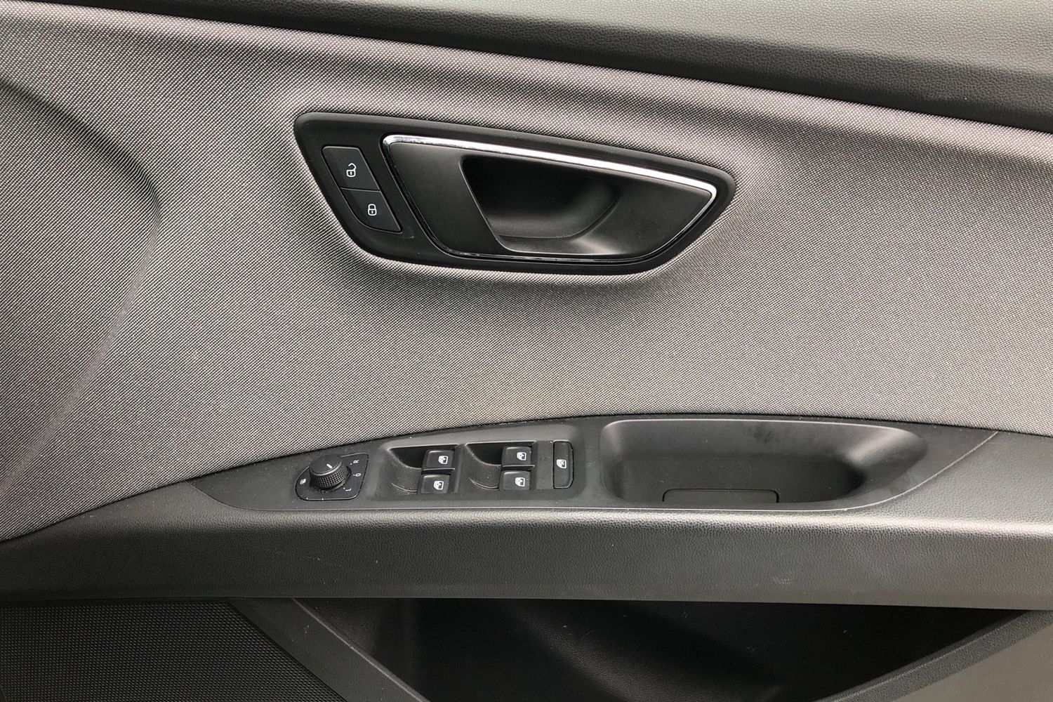 Used SEAT Leon 2019 for sale - 77303110: Photo 16