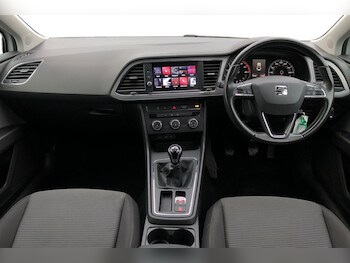 Used SEAT Leon 2019 for sale - 77303110: Photo