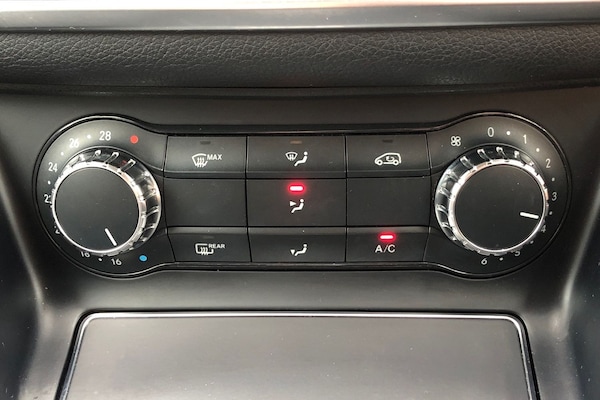 Used Mercedes-Benz GLA 2017 for sale - 75398867: Photo 11