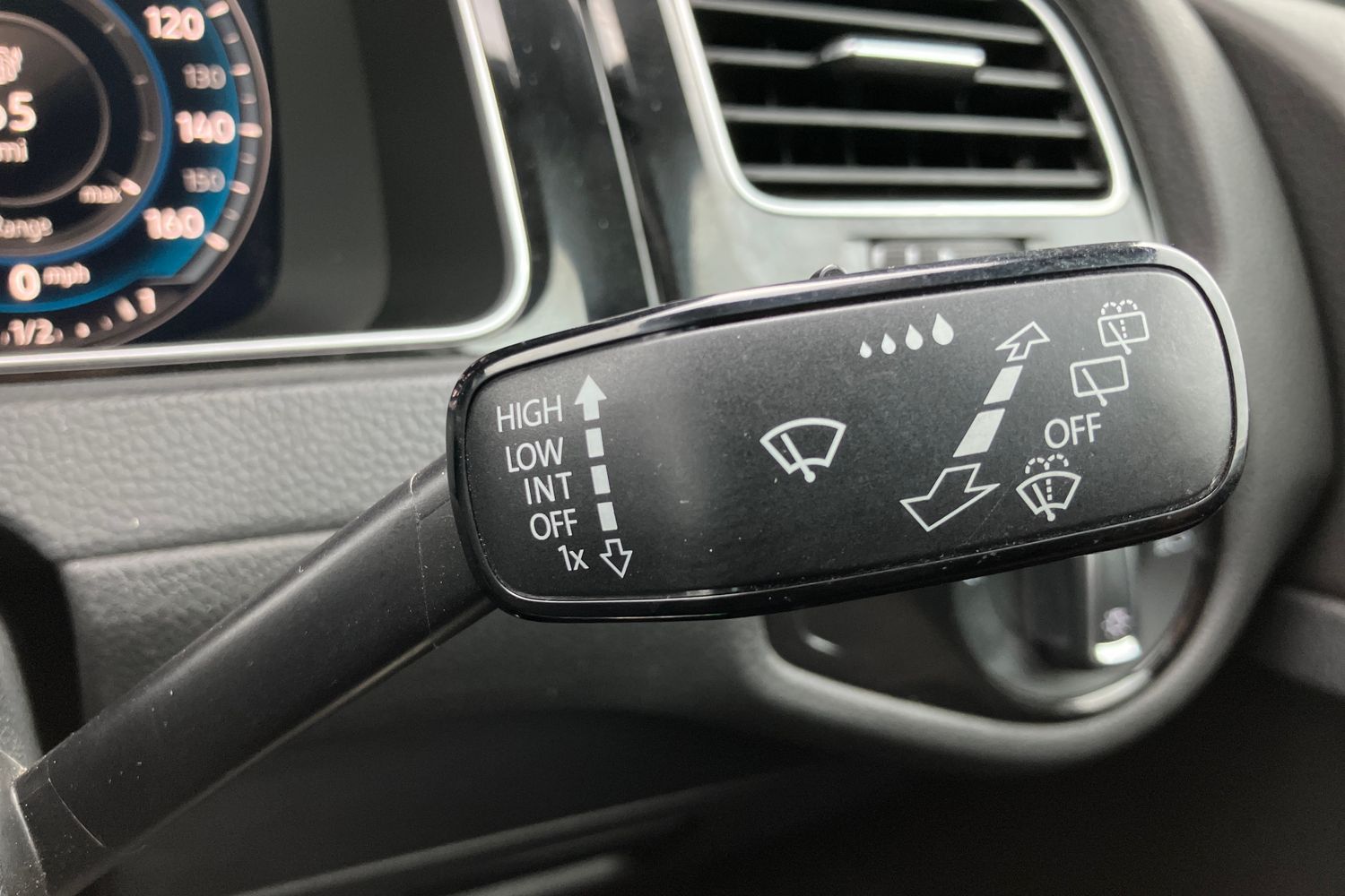 Used Volkswagen Golf 2018 for sale - 76257086: Photo 15